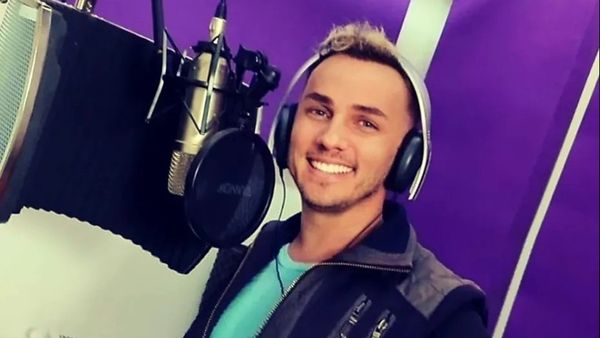 "Mi se pare nașpa. Lăsați arta să rămână arta. Acuma penalizezi niște țări că nu îți place de moaca unora". Mihai Trăistariu este revoltat de tot ce se întâmplă cu Eurovision și a "explodat"