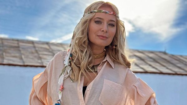 Laura Cosoi trăiește momente intense de fericire. Actrița a aflat sexul celui de-al patrulea bebeluș: "Sunt deja &icirc;n patru luni"