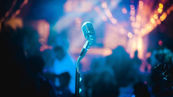 Ce faci în weekendul 2-4 februarie 2024? Evenimentele și concertele din București și marile orașe