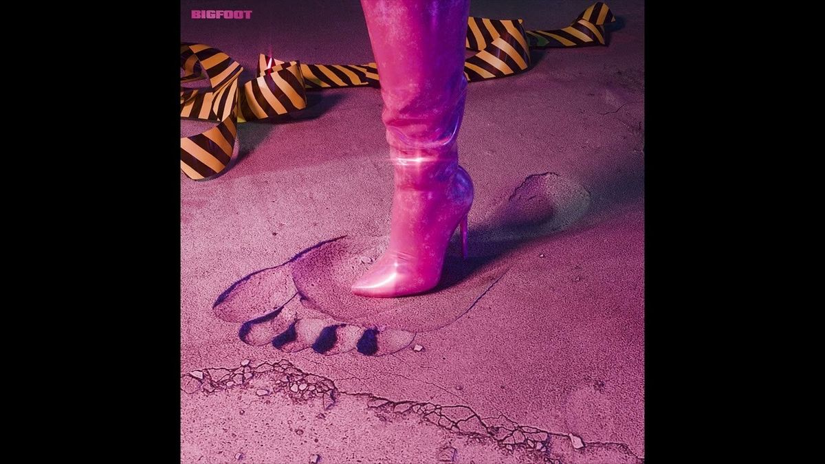 Nicki Minaj - Big Foot