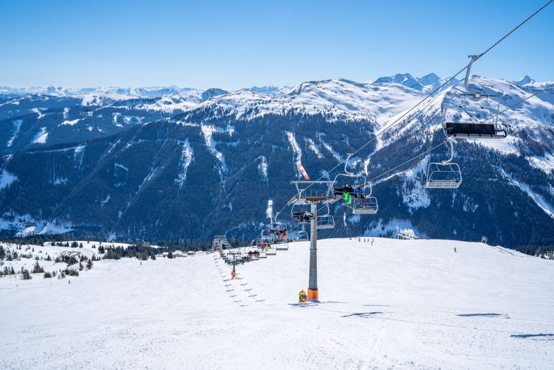 Cât a ajuns să coste un skipass la Sinaia în 2024?
