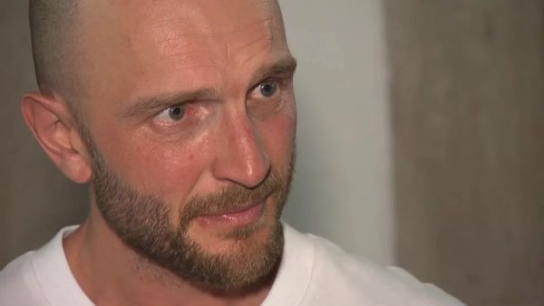 ”Nu mai am o mamă, fizic, însă în sufletul meu e vie, e liniștitǎ, zâmbește și mă ține în brațe când am nevoie.” Cătălin Bordea și-a visat mamă după moarte. Ce mesaj i-a transmis