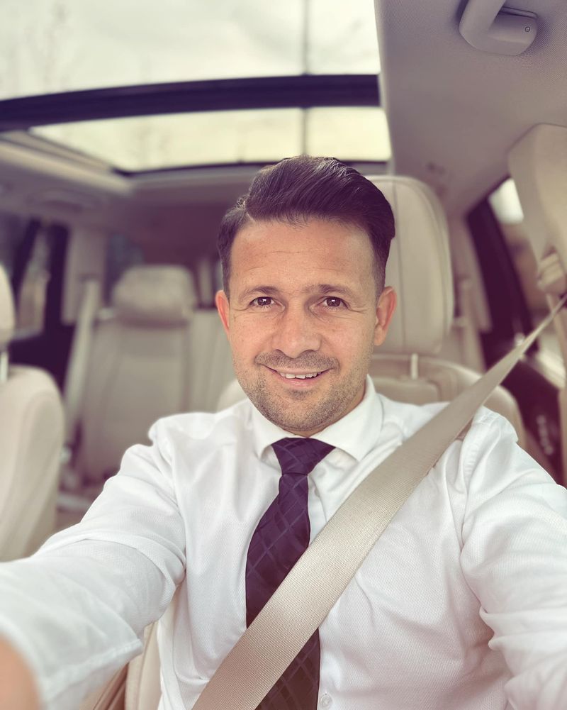 Robert Tudor jefuit de un roman