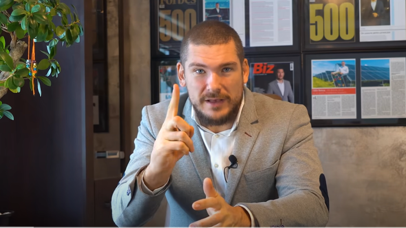 "Îl înfunzi mai tare pe celălalt și arăți publicului cât de escroc e". Ce s-ar putea întâmpla în cazul procesului dintre Dorian Popa și Călin Donca? Avocații explică cine are câștig de cauză