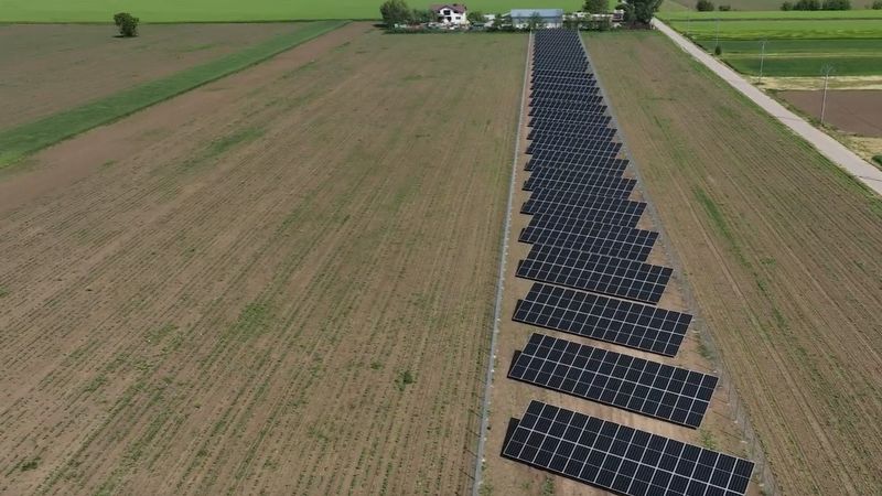 Iată cum poți să obții energia regenerabilă și de ce merită să investești &icirc;n parcuri fotovoltaice