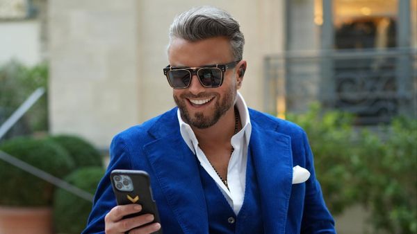 Cătălin Botezatu dă de pământ cu cei care au criticat ținuta de mii de euro a Simonei Halep: "E și normal ca la banii ei să poarte haine și de 10.000 de euro."