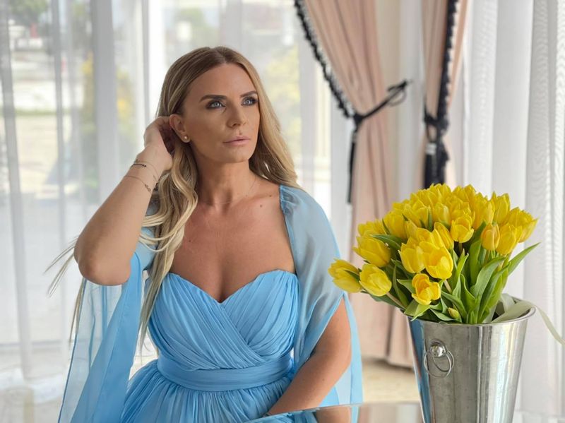 Marcela Fota simte prezența soțului ei în casă