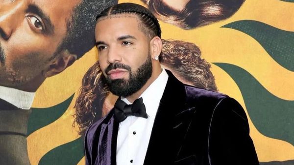 Drake, record de vizualizări pe internet după ce a apărut  &icirc;n ipostaze intime &icirc;ntr-un videoclip. ​Sute de mii de oameni au căutat &icirc;n ultimele zile imaginile