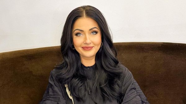 "Chiar vreau să aflu părerea voastră. Mi-a făcut așa un soi de controversă &icirc;n cap". &Icirc;ntrebarea ce o apasă pe suflet pe Gabriela Cristea. Soția lui Tavi Clonda a cerut ajutorul fanilor