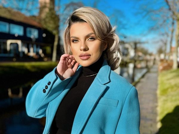 Cristina Vasiu, &icirc;n doliu! Socrul artistei s-a stins din viață