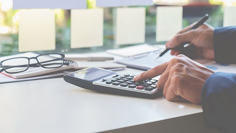 Cum procedezi atunci c&acirc;nd ai cheltuit prea repede salariul