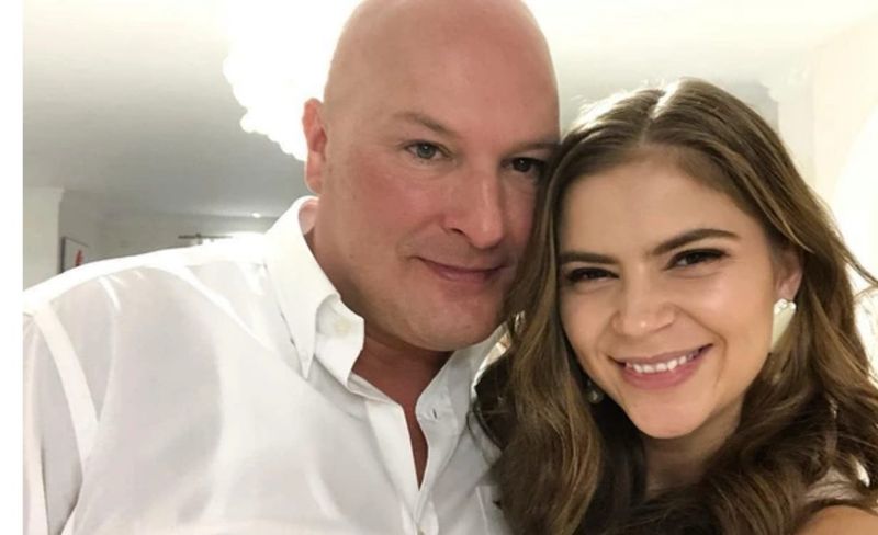 Arpad Paszkany a divorțat de Anne Feher