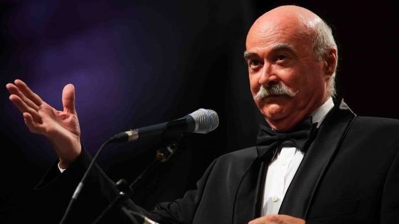 "N-a fost uşor, mai ales că mai aveam &icirc;ncă două surori". Tudor Gheorghe, despre perioada copilăriei sale. Ce fel de copil era maestrul