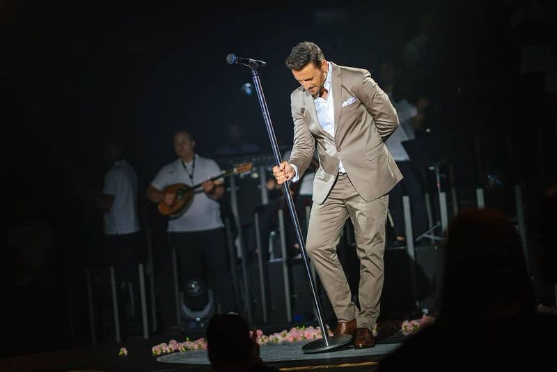 Nikos Vertis, dedicație muzicală pentru Andra Măruță