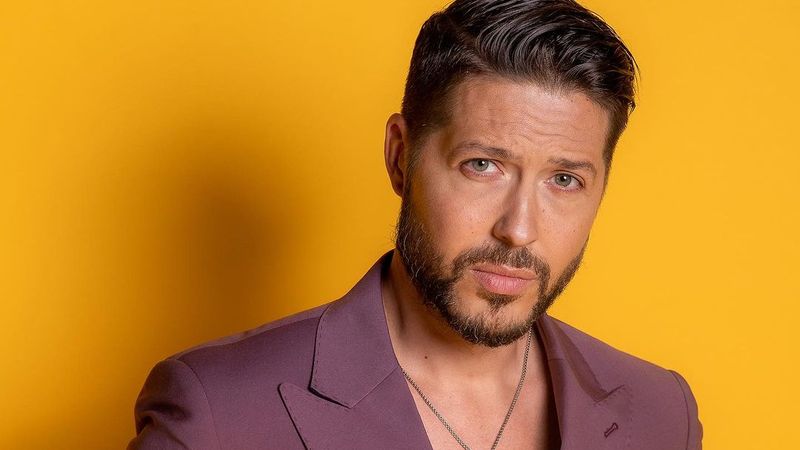 &rdquo;Din frica de a nu răm&acirc;ne singur am cerut-o &icirc;n căsătorie"  Cum s-a hotăr&acirc;t Jorge să facă marele pas cu Ramona Prodea. Artistul a mărturisit că și-a &icirc;nșelat partenera