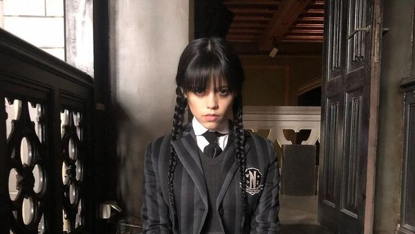 Când se va lansa sezonul 2 al serialului Wednesday? Pelicula nu va mai fi filmată în România