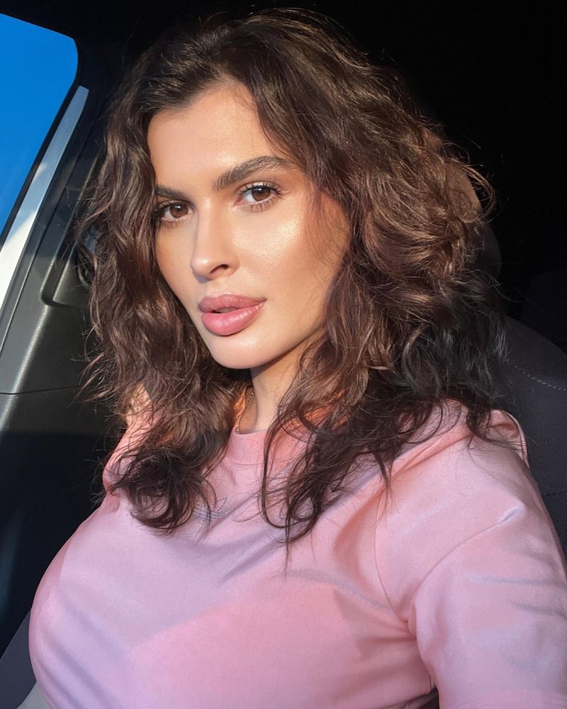 Mădălina Pamfile s-a măritat cu tatăl fetițelor de Valentine’s Day