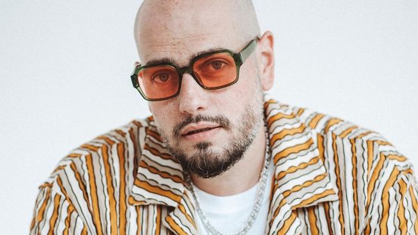 Cine este noua iubită a lui BRomania. Cum s-au postat cei doi pe rețelele de socializare 