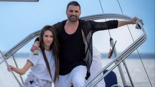 &rdquo;Dacă am fi avut aceeași v&acirc;rstă și ne &icirc;nt&acirc;lneam la 25 de ani&rdquo; Cum se &icirc;nțelege Pepe cu soția sa, deși este o diferență de 15 de ani &icirc;ntre ei