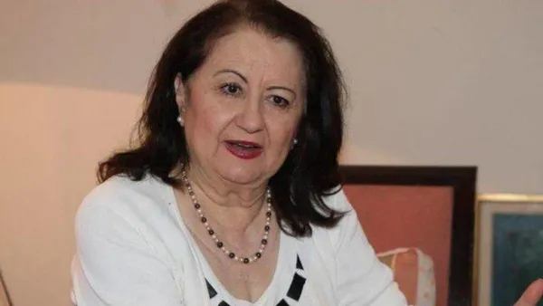 "Puțin respect tanti. Ești de o insesibilitate incredibilă. Măcar stai &icirc;n banca ta". Silvia Chifiriuc, actuala soție a lui Petre Roman, taxată dur pentru mesajul postat &icirc;n ziua &icirc;n care Mioara Roman a murit