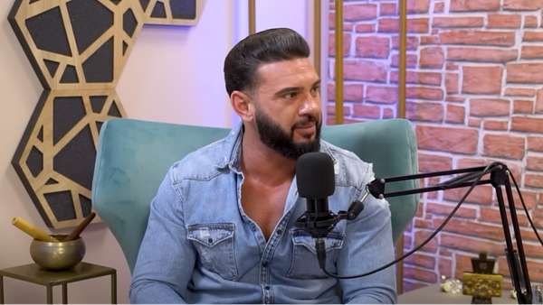 "Cea mai mare putere îmi vine de la Dumnezeu și pentru asta nu pot decât să-i fiu recunoscător". Dorian Popa nu s-a putut abține și a izbucnit în lacrimi. Ce l-a adus pe artist în starea asta