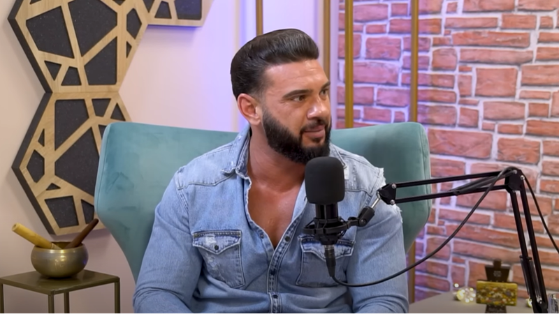 "Cea mai mare putere &icirc;mi vine de la Dumnezeu și pentru asta nu pot dec&acirc;t să-i fiu recunoscător". Dorian Popa nu s-a putut abține și a izbucnit &icirc;n lacrimi. Ce l-a adus pe artist &icirc;n starea asta