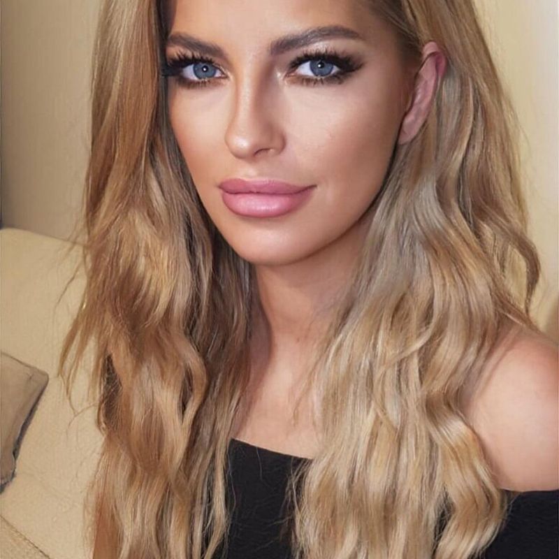 Xenia a Saxoniei, prima prințesă care pozează într-o revistă pentru adulți