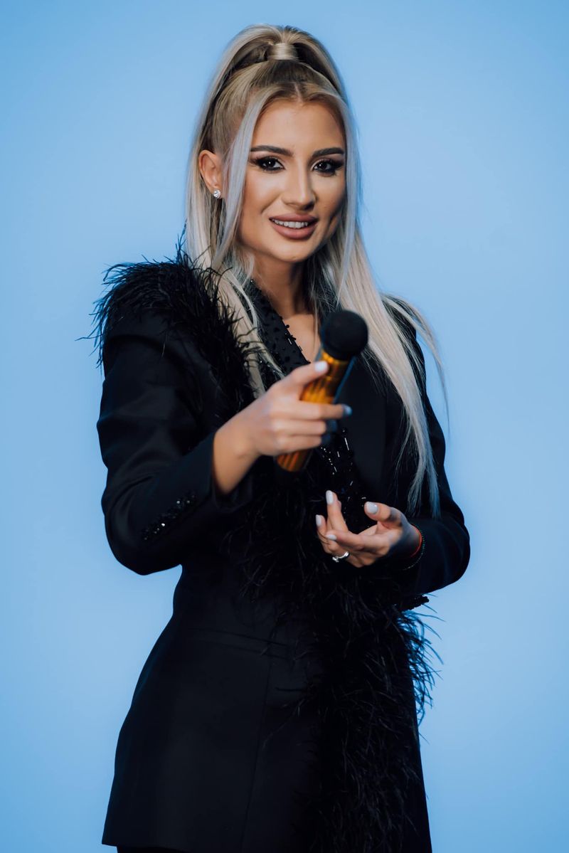 Claudia Puican mesaj