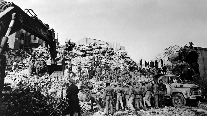 Se &icirc;mplinesc 47 de ani de la cutremurul din 1977. Nicușor Dan, primarul Capitalei, despre pregătirea Bucureştiului &icirc;n cazul unui cutremur mare