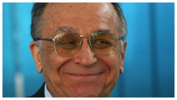 Care este secretul longevității lui Ion Iliescu. Fostul președinte a împlinit vârsta de 94 de ani: ”E o matematică simplă a vieții”
