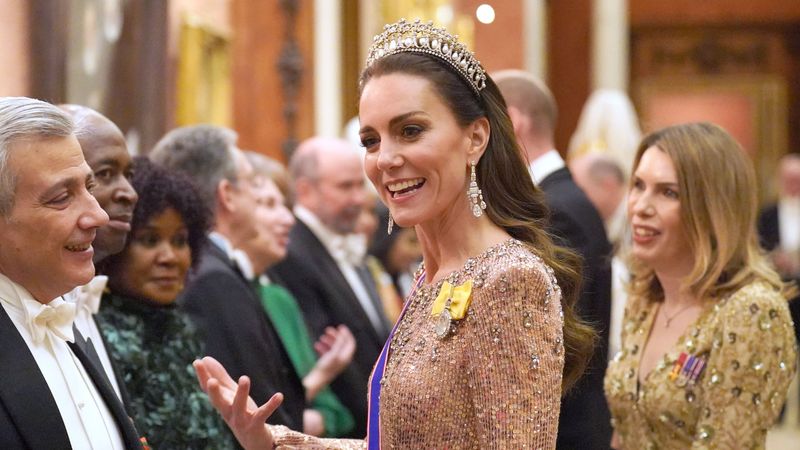 Prima imagine cu Kate Middleton după operația abdominală. Cum au surprins-o paparazzi TMZ pe prințesa de Wales