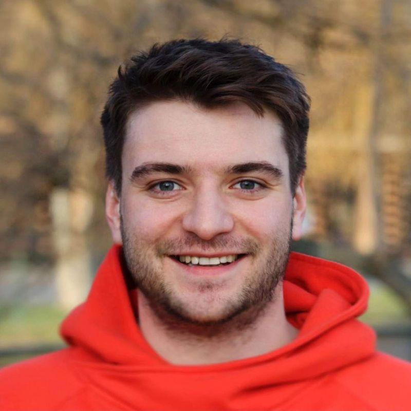  Răzvan Marina, cunoscut ca Truli sau Tura Vura?