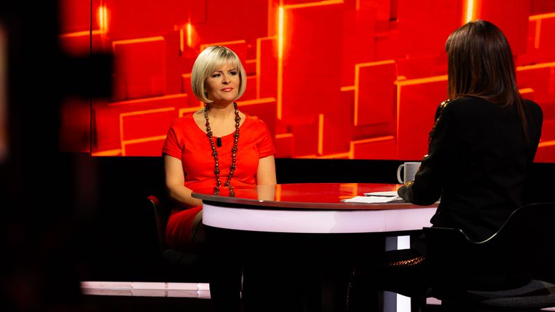 Sanda Ladoși, legendă vie a muzicii rom&acirc;nești, vine duminică la "40 de &icirc;ntrebări cu Denise Rifai"