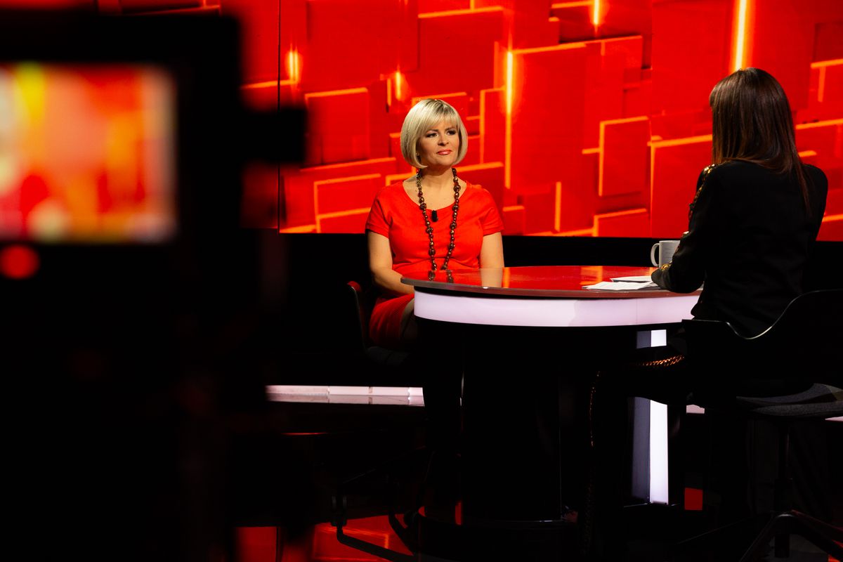 Sanda Ladoși vine duminică la "40 de întrebări cu Denise Rifai" 