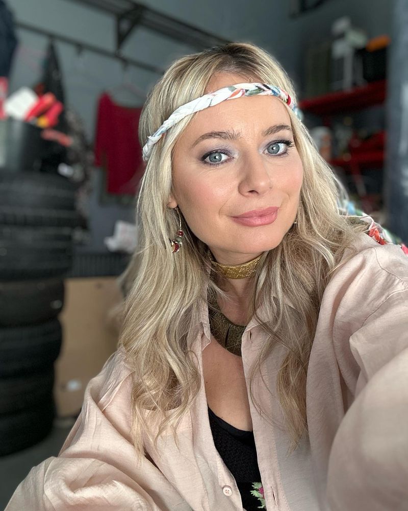 Laura Cosoi, schimbare radicală de look