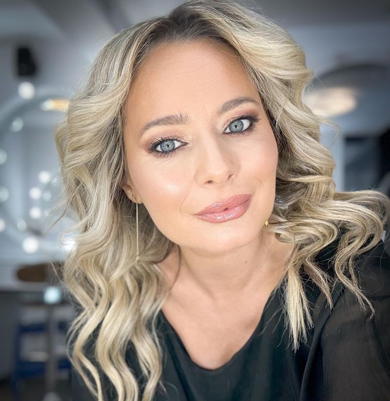 Laura Cosoi, schimbare radicală de look