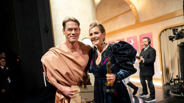 John Cena, apariție șocantă pe scena galei premiilor Oscar 2024. Actorul a venit dezbrăcat complet