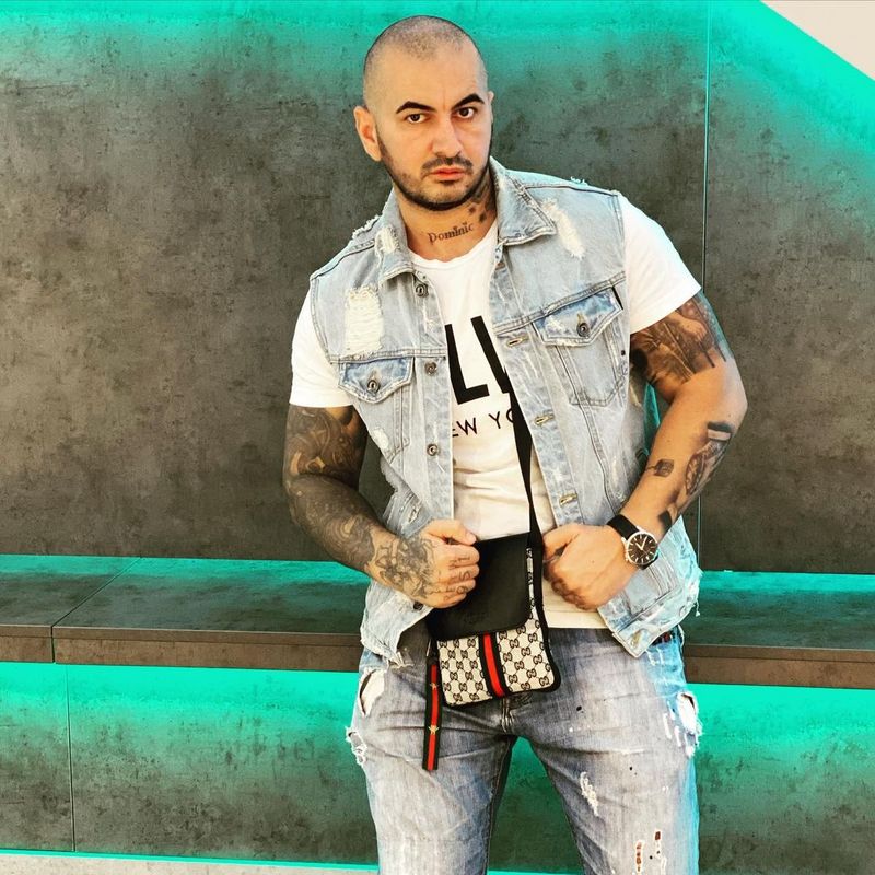 Tarzy a intrat în competiția ”Insula de 1 milion”