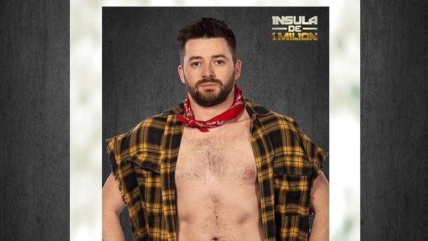 Cine este Tudor Andronic de la "Insula de 1 milion". Tânărul are o relație cu Oana Cârmaciu