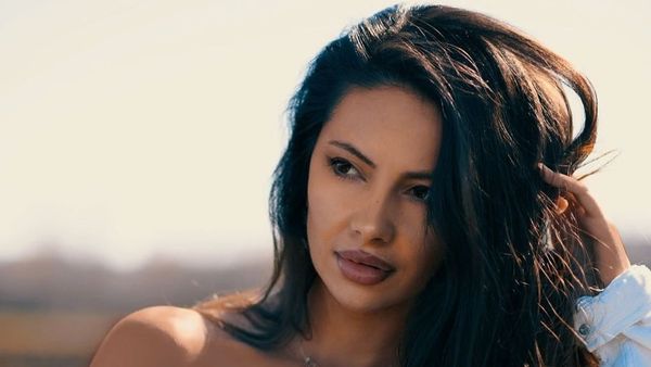 Deniz Brizo, chemată de urgență la poliție: &bdquo;Am fost acuzată pe nedrept de abandon familial&rdquo;