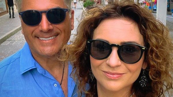 Mircea Radu, dezvăluiri din relația cu soția sa! Cum reușește să o surprindă după o căsnicie de 11 ani?