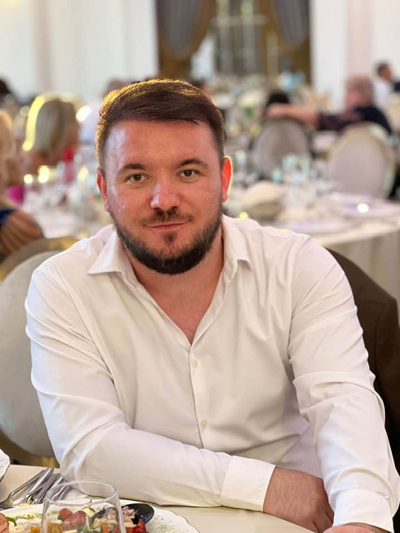 Iubita lui Mile Povan trece prin momente cumplite după moartea artistului