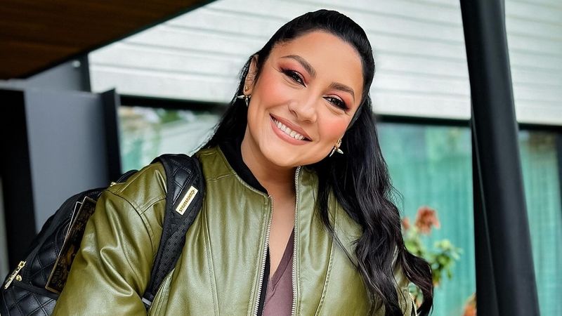 "Este un moment de neuitat". Andra, &icirc;nconjurată de zeci de bodyguarzi la Londra