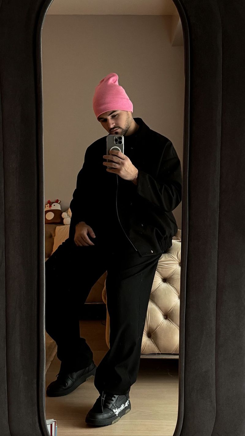 De ce și-a șters Mario Fresh toate pozele