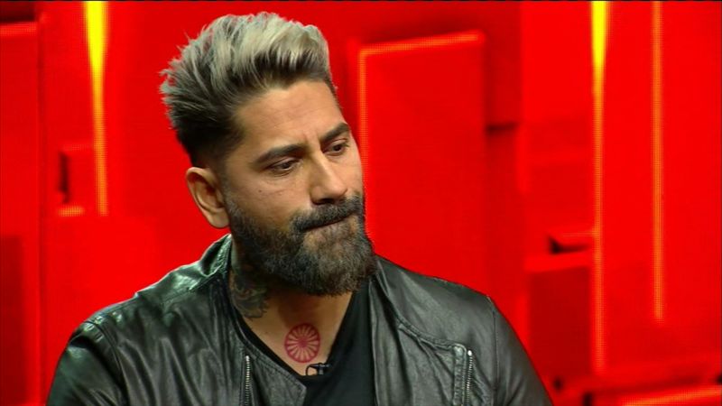 Connect-R s-a confruntat cu depresia