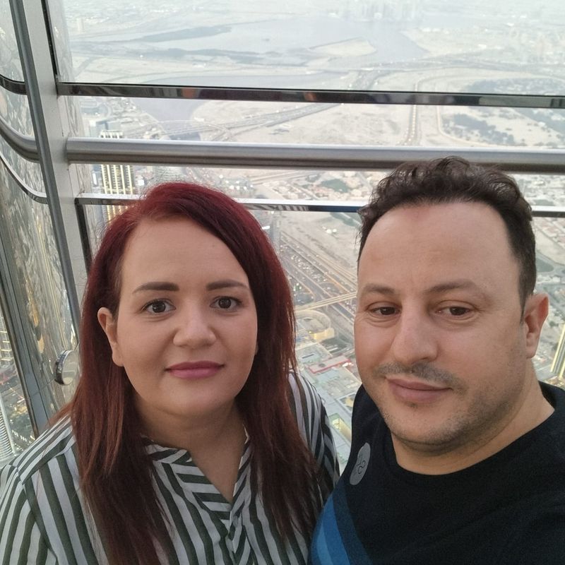 Jamila și soțul ei marocan, Mohamed, s-au cunoscut pe Internet