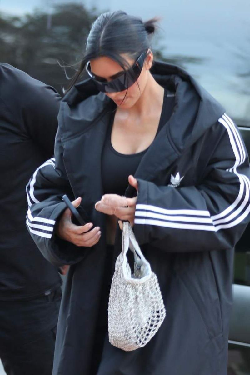 Kim Kardashian a dezvăluit de ce are două degete bandajate 