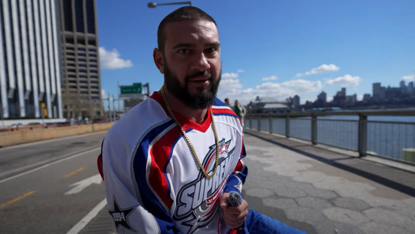 Dorian Popa, momente tensionate: "Nu e de joacă". Ce a pățit artistul când a ajuns în cel mai periculos loc din  New York