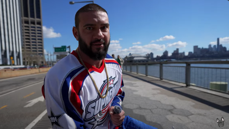 Dorian Popa, momente tensionate: "Nu e de joacă". Ce a pățit artistul c&acirc;nd a ajuns &icirc;n cel mai periculos loc din  New York