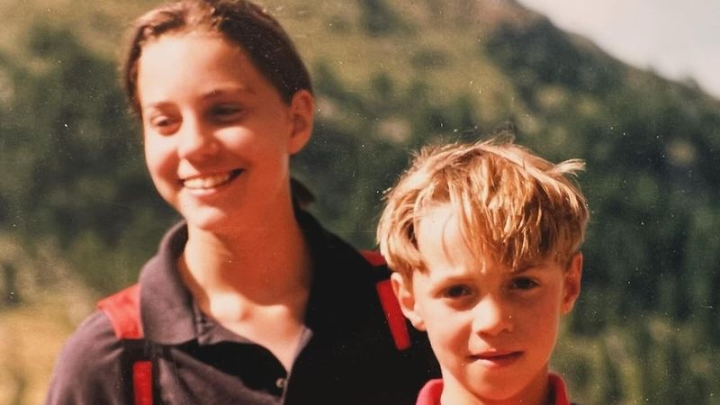 Familia lui Kate Middleton rupe tăcerea după ce prințesa a fost diagnosticată cu cancer